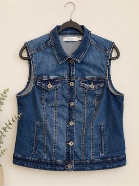 Ricki’s Women’s Denim Vest XXL Stretch Jean Jacket Sleeveless 99% Cotton